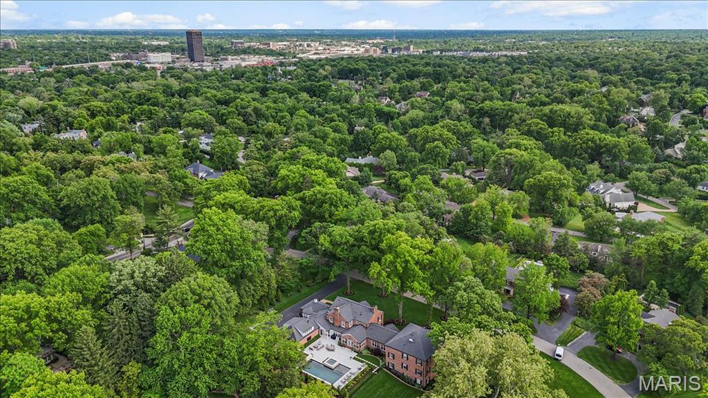 7 Greenbriar Drive