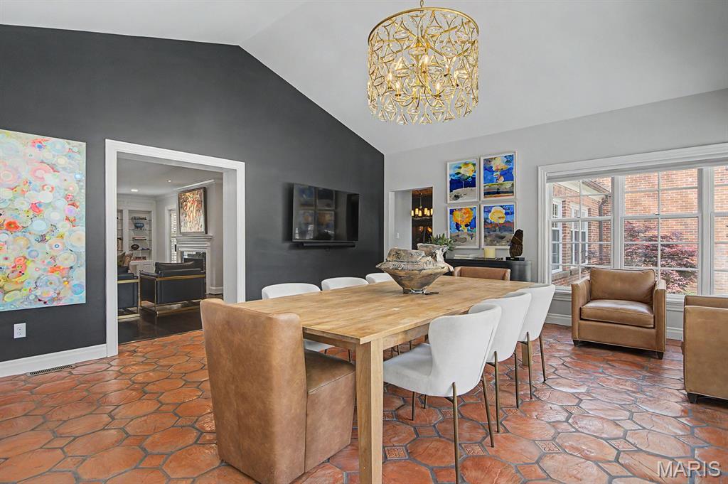 7 Greenbriar Drive