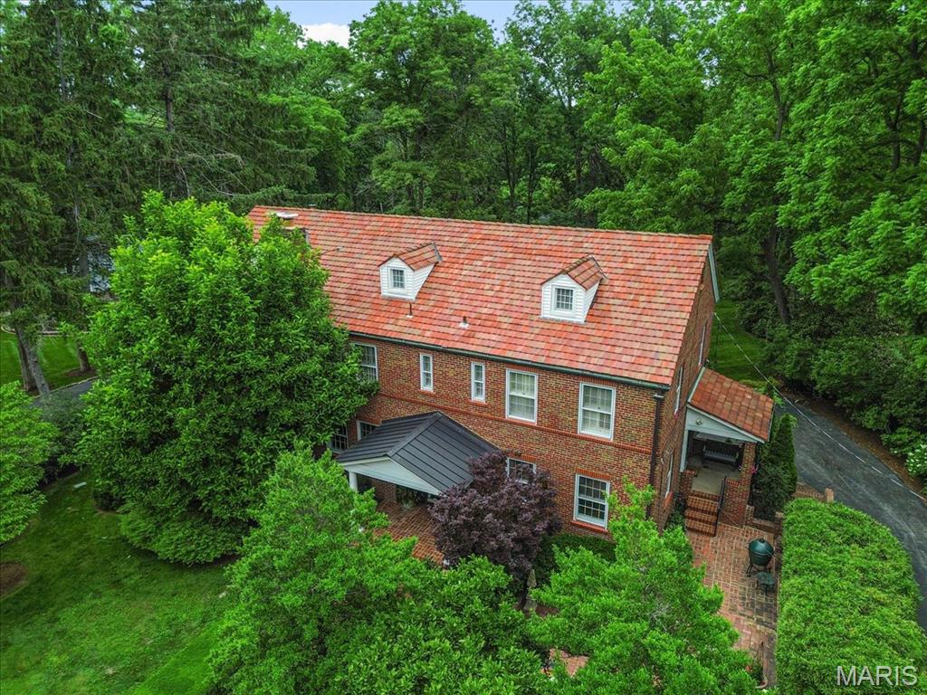 9111 Clayton Road