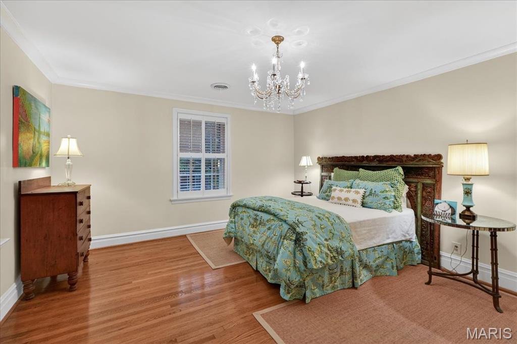 9111 Clayton Road