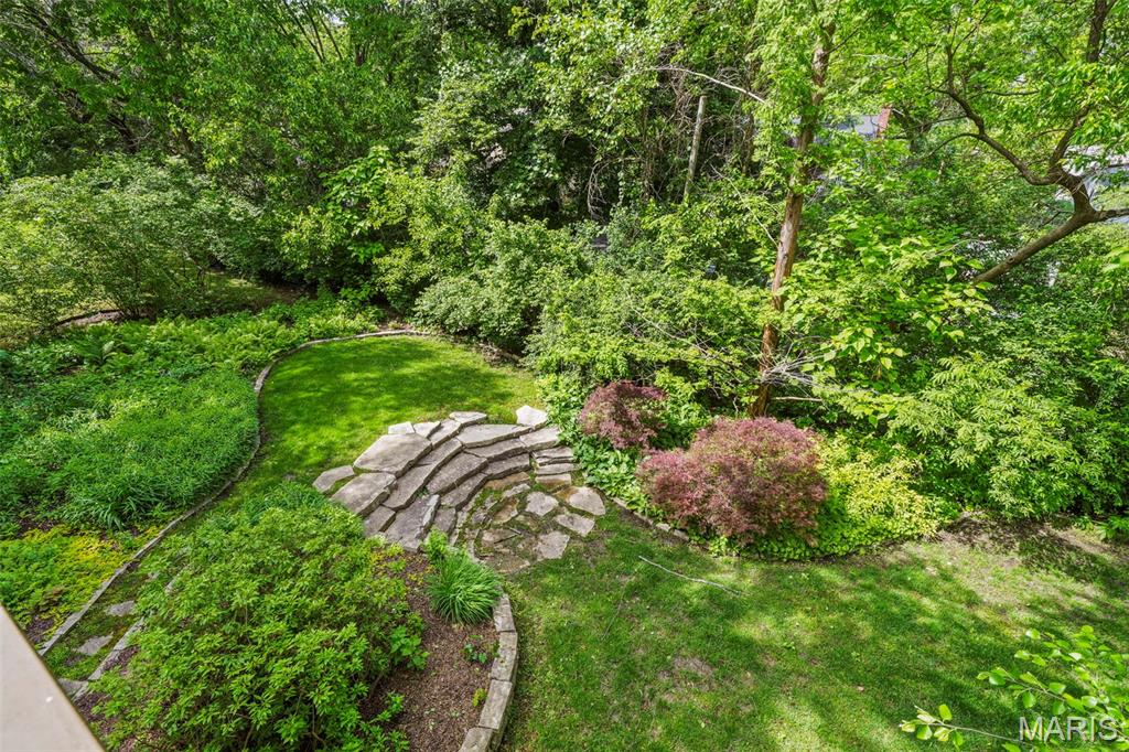 7 Flynn Forest Lane
