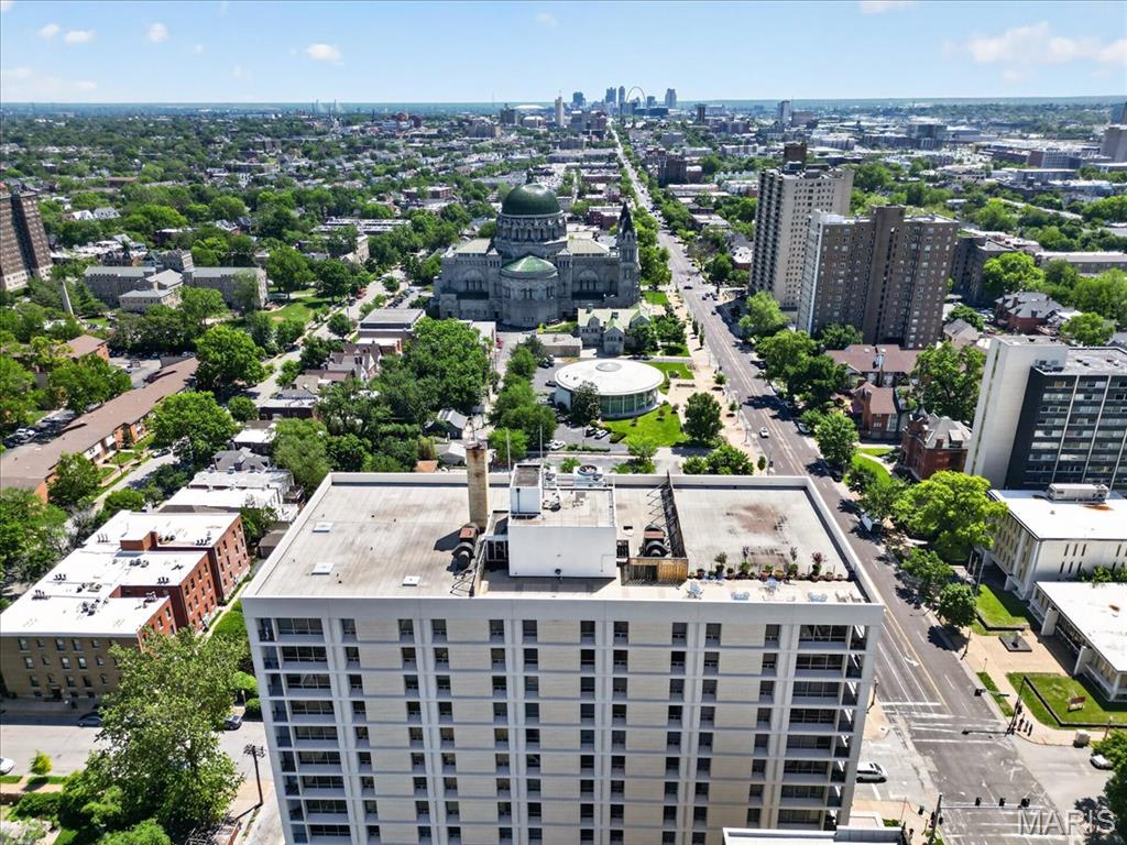 4501 Lindell Boulevard Unit: 10B