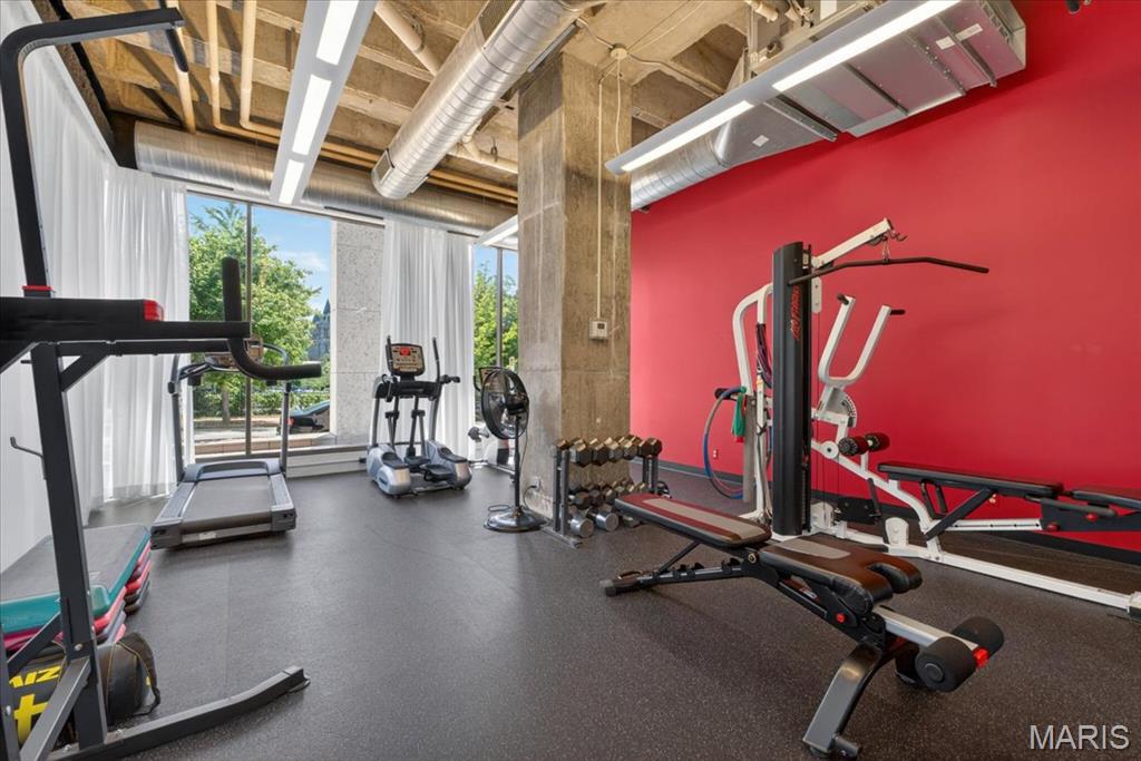 4501 Lindell Boulevard Unit: 10B