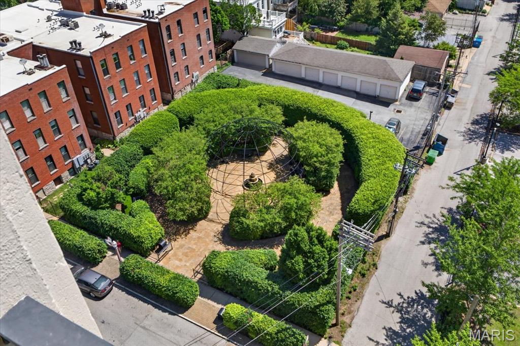 4501 Lindell Boulevard Unit: 10B