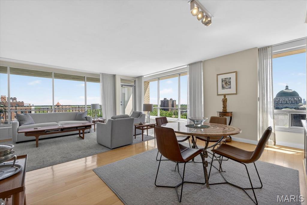 4501 Lindell Boulevard Unit: 10B