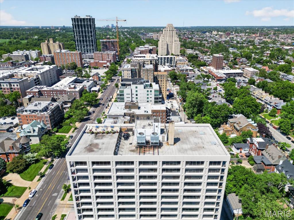 4501 Lindell Boulevard Unit: 10B