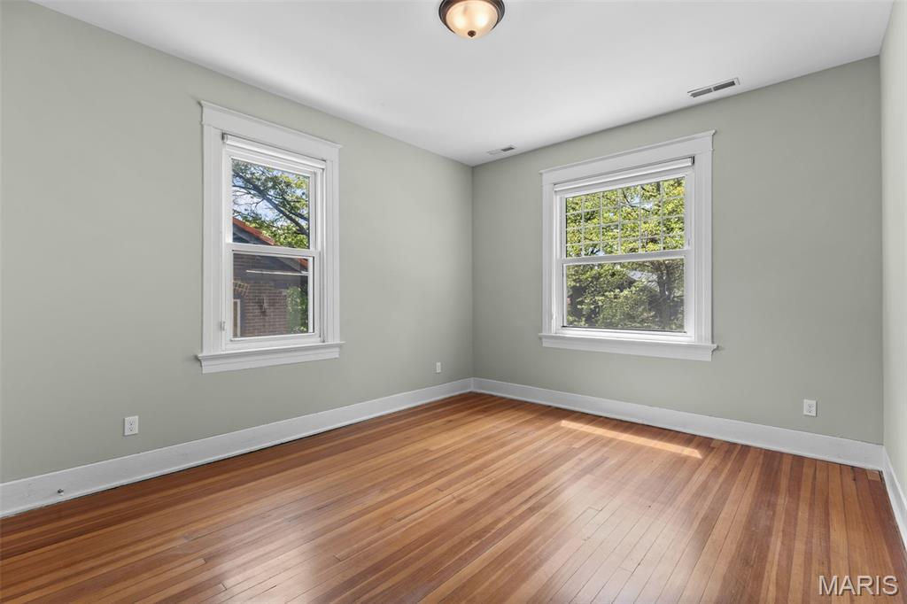 7065 Waterman Avenue