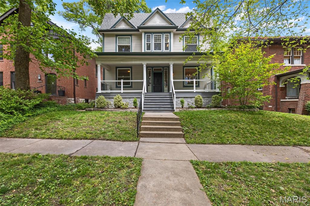 7065 Waterman Avenue