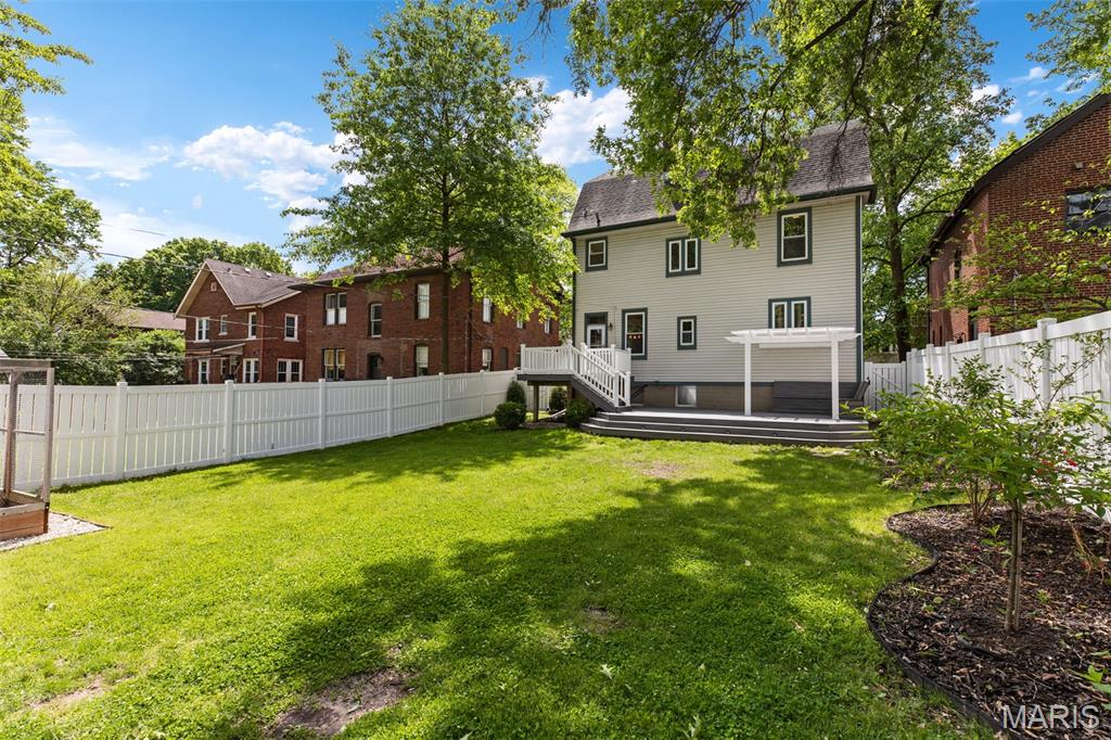 7065 Waterman Avenue