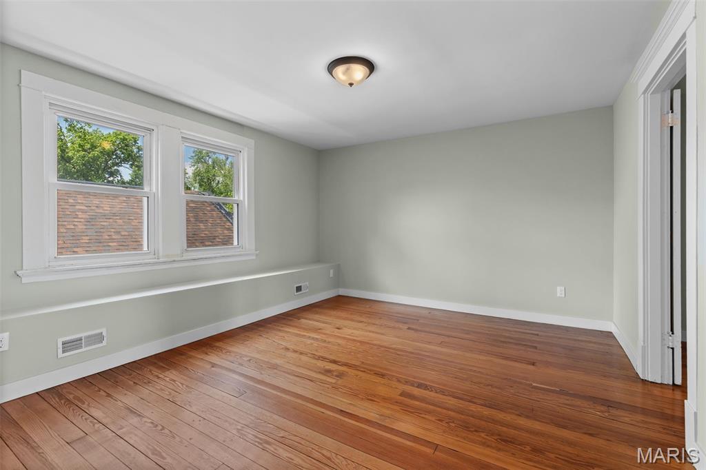 7065 Waterman Avenue