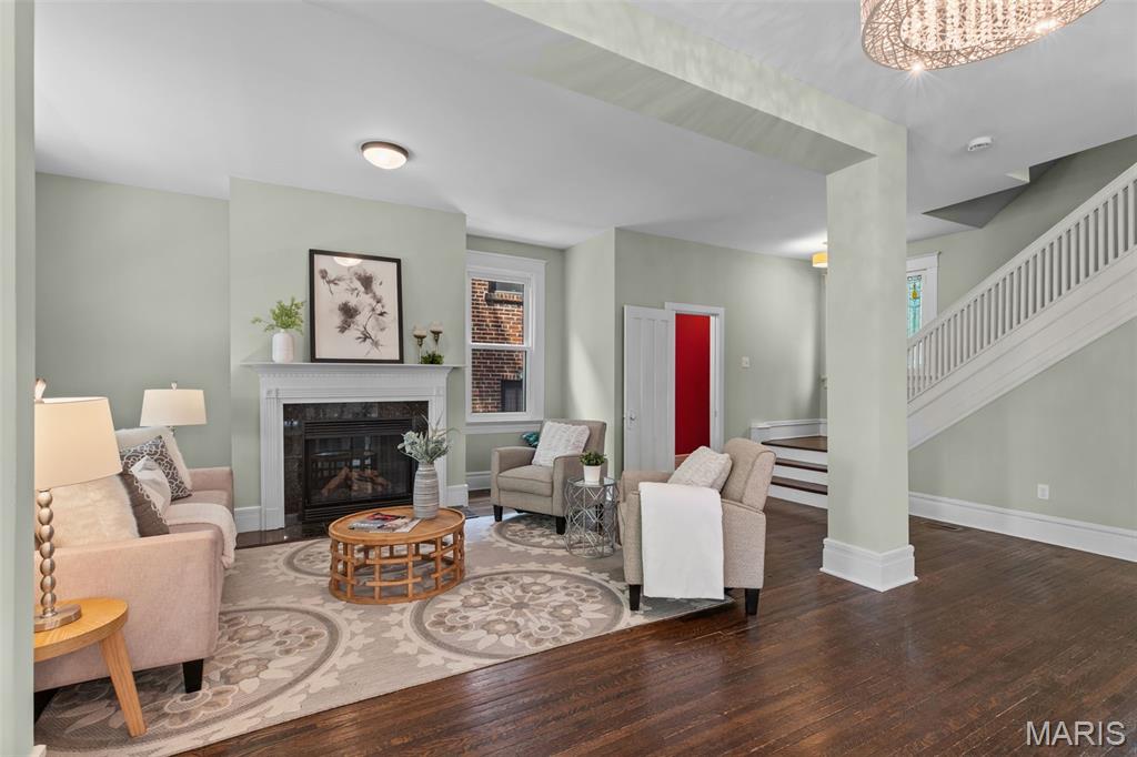 7065 Waterman Avenue