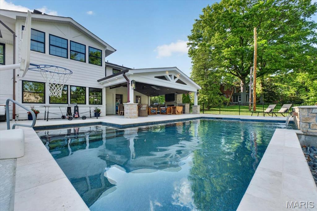 55 Berkshire Drive