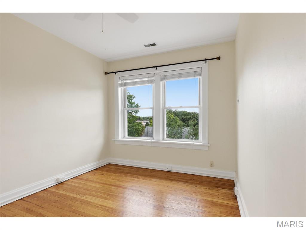 7012 Forsyth Boulevard Unit: 3W
