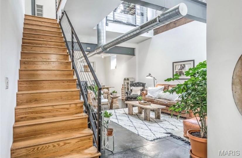 2401 S 12th Street Unit: 206