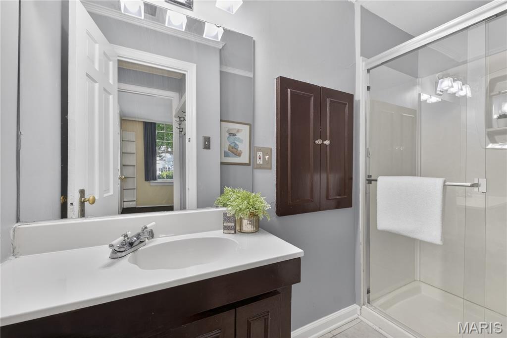 8514 Colonial Lane