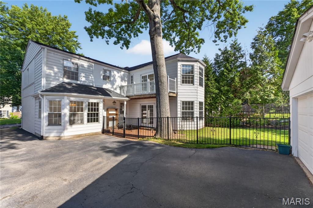 8514 Colonial Lane