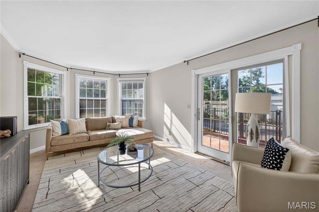 8514 Colonial Lane