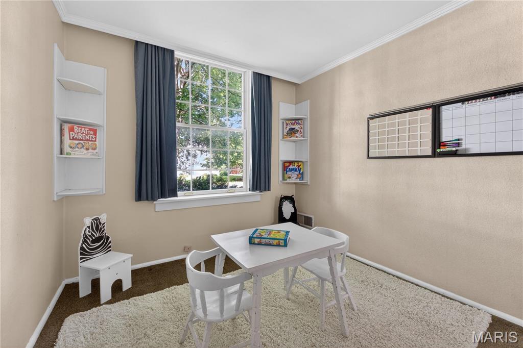 8514 Colonial Lane