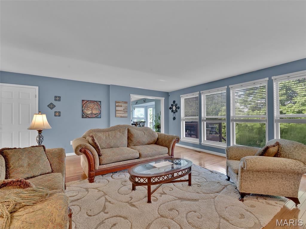 6915 Fieldstone Farms Drive