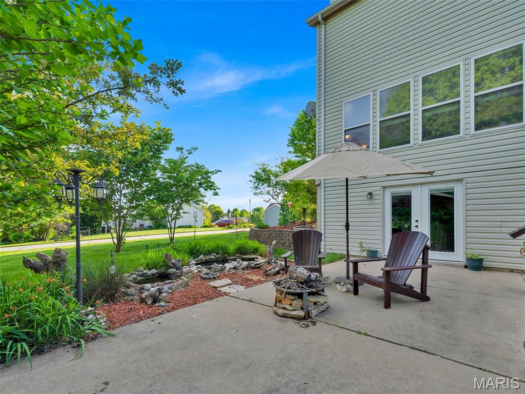 6915 Fieldstone Farms Drive
