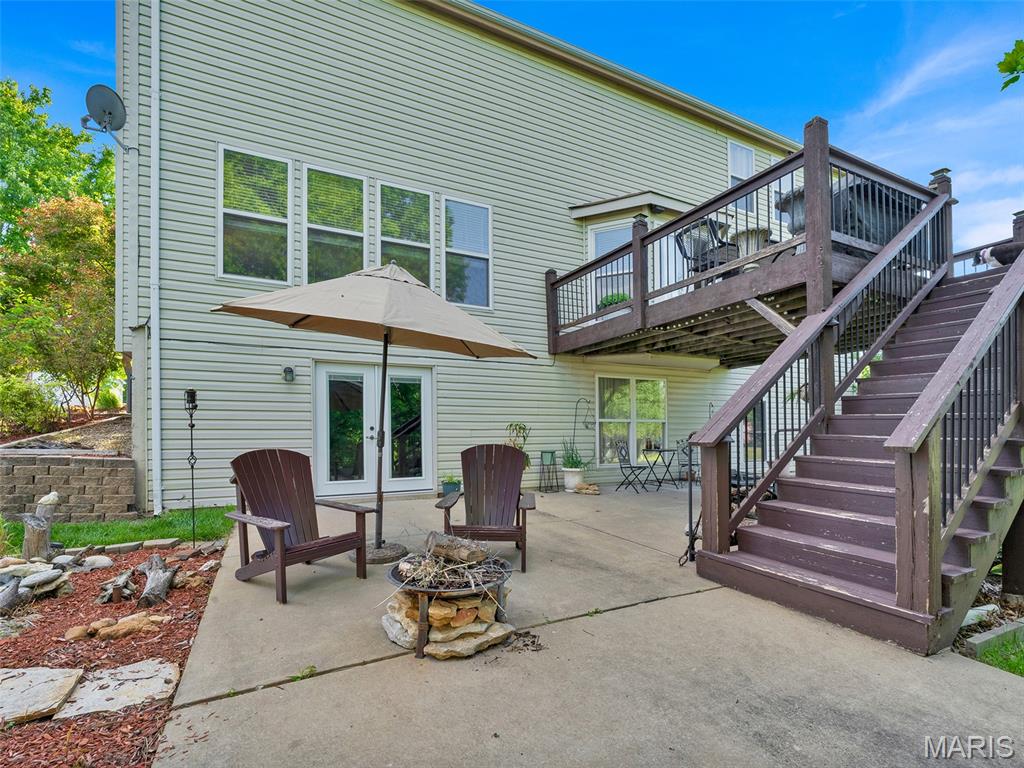 6915 Fieldstone Farms Drive