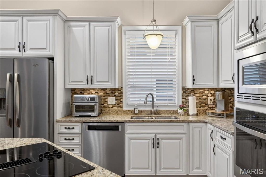 1579 Terra Vista Court