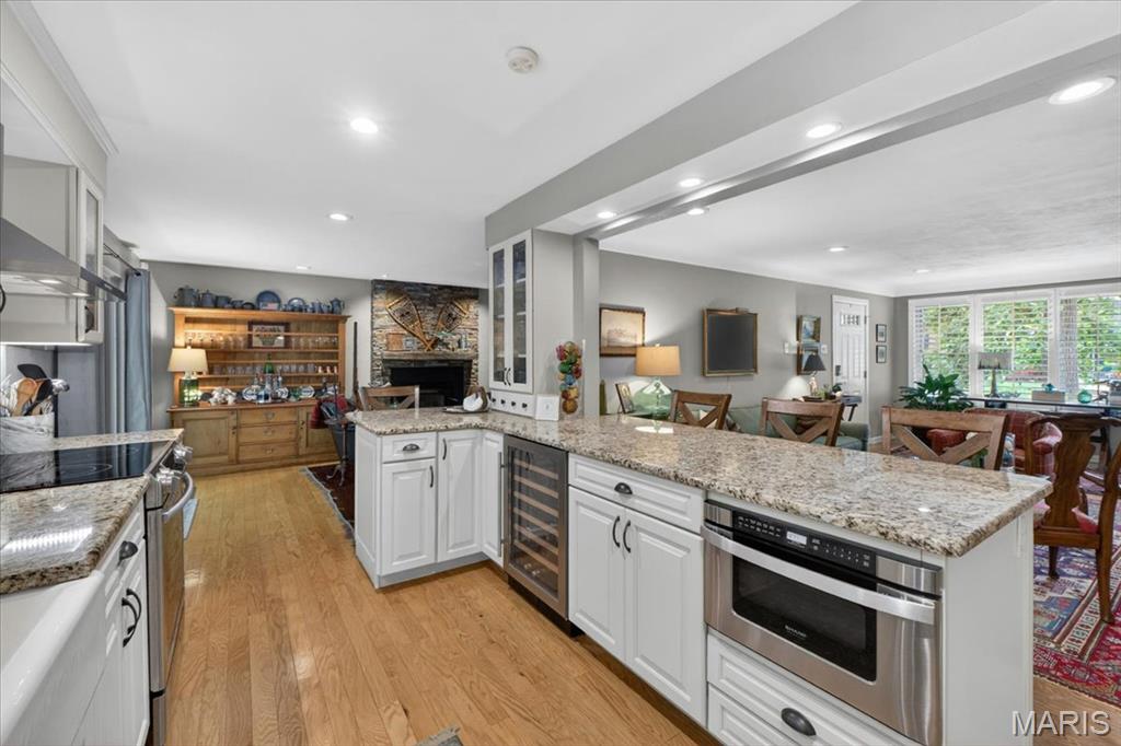 2316 Divot Drive