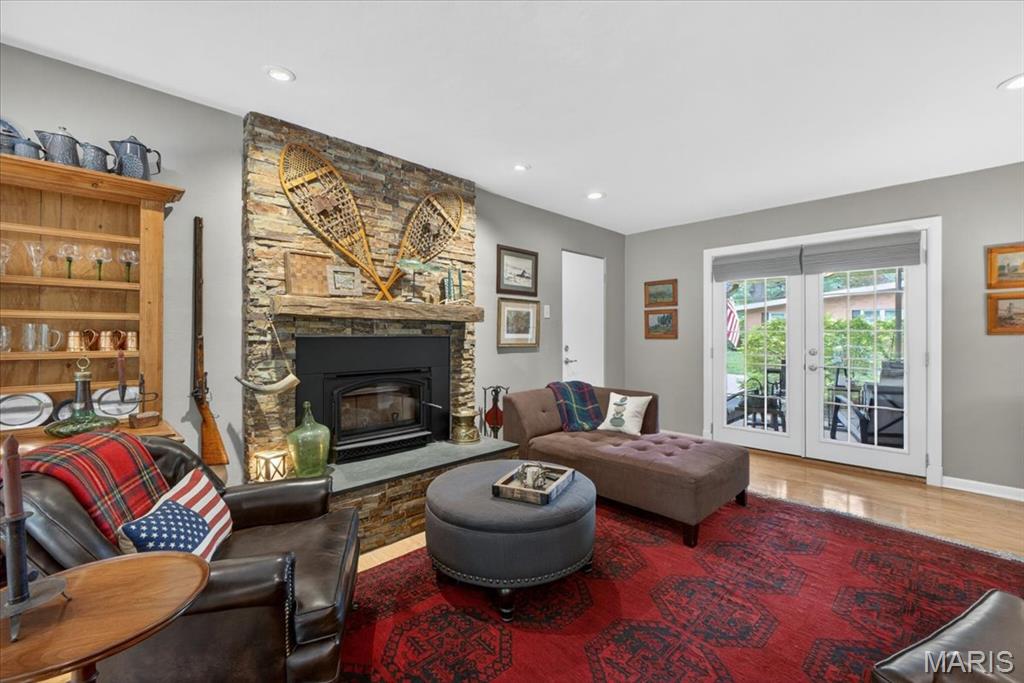 2316 Divot Drive