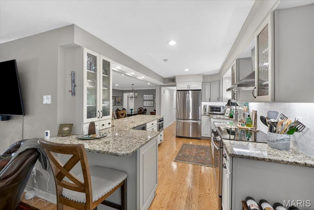 2316 Divot Drive