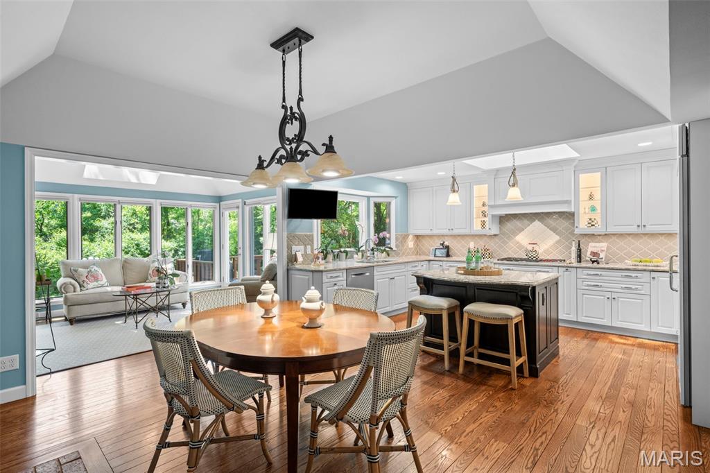 825 Greenwich Green Lane