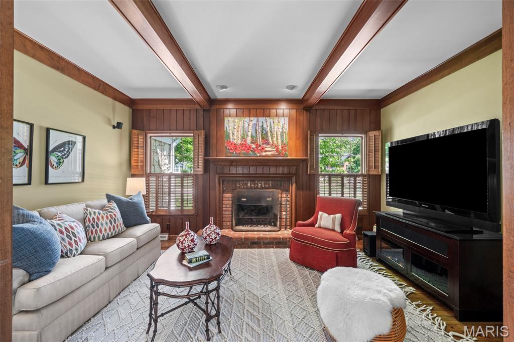 825 Greenwich Green Lane