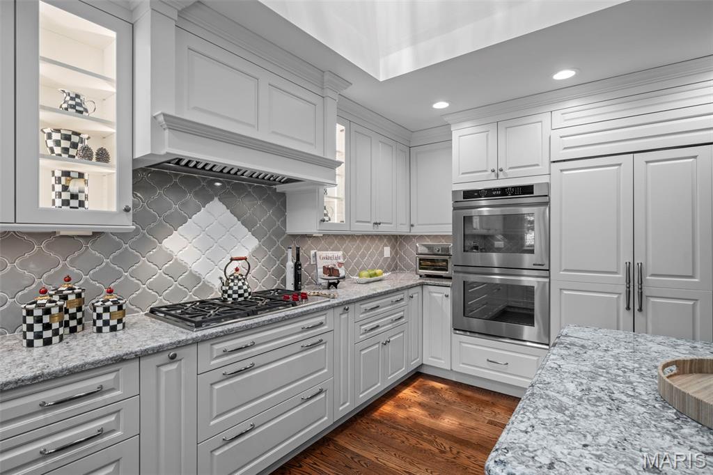 825 Greenwich Green Lane