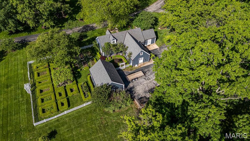 2021 S Warson Road