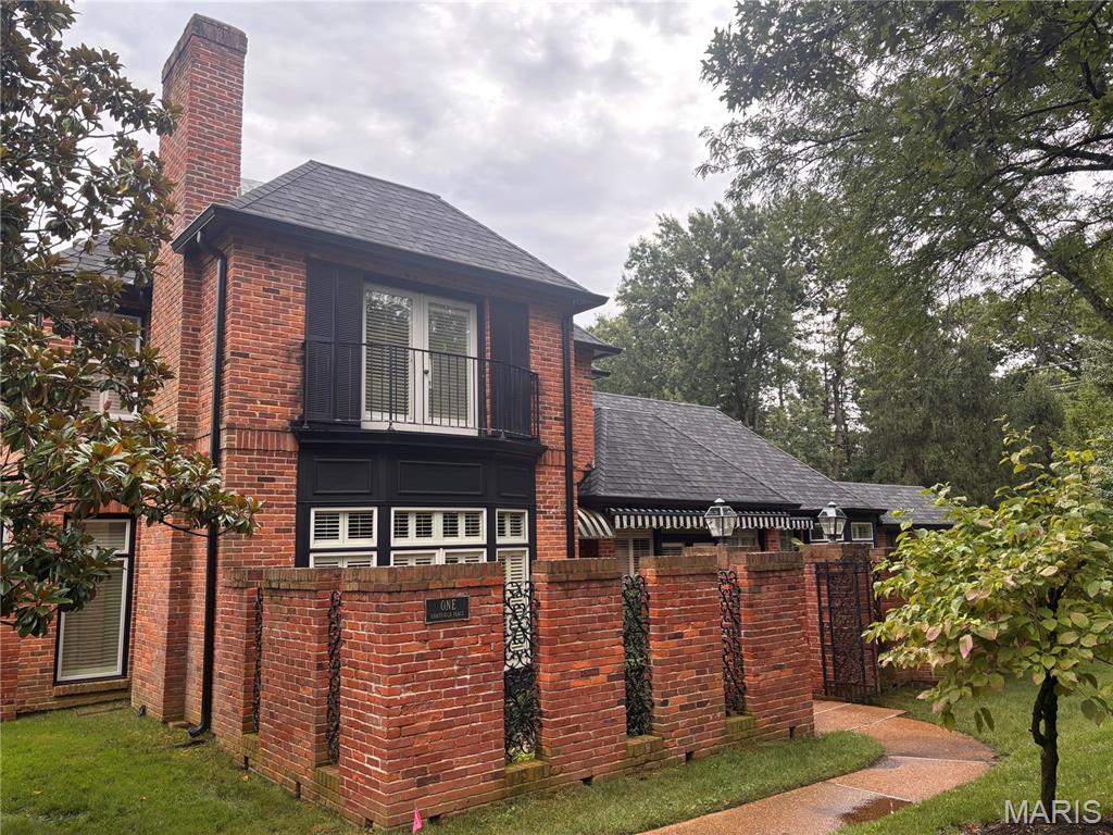 1 Chatfield Place Road