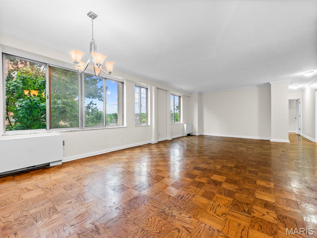 900 S Hanley Road Unit: 3D