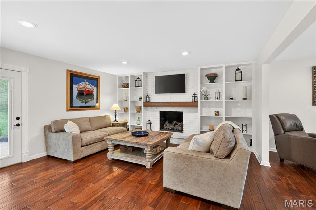 432 Magna Carta Drive