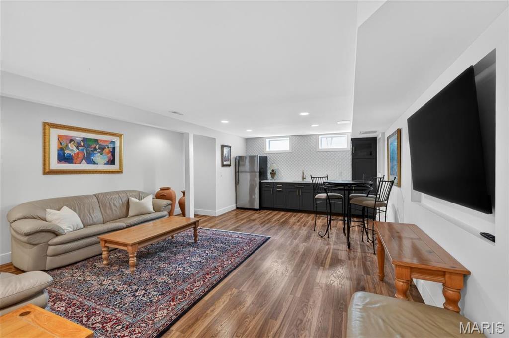 432 Magna Carta Drive