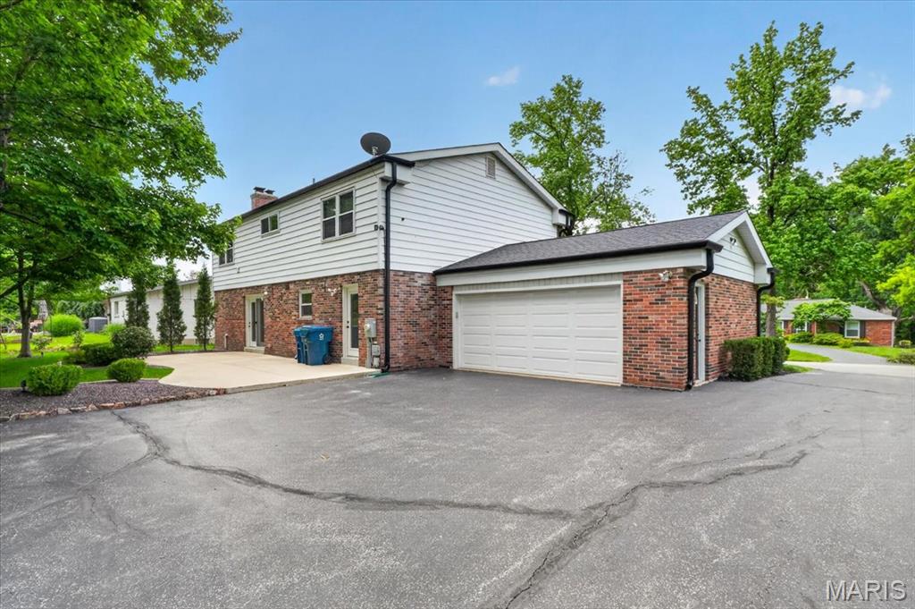 432 Magna Carta Drive