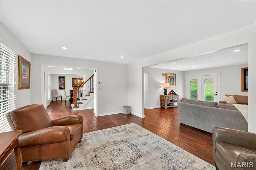 432 Magna Carta Drive