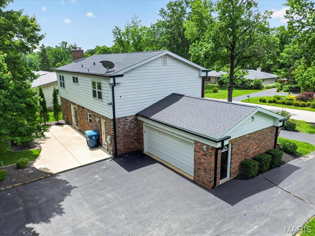 432 Magna Carta Drive
