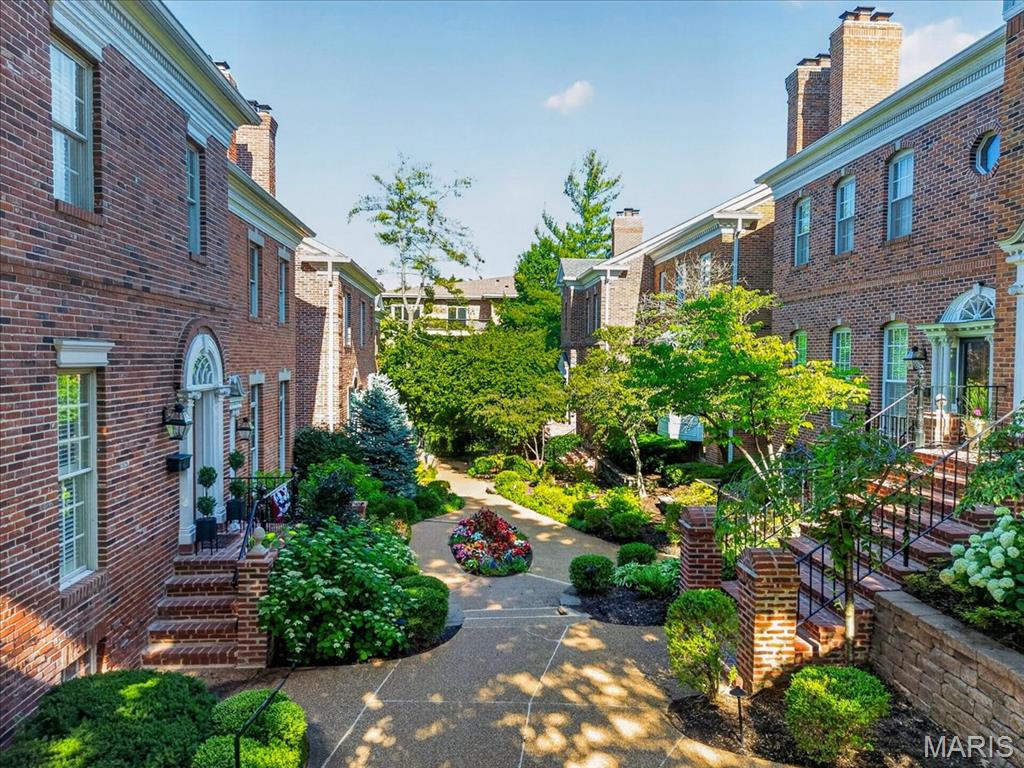 312 N Brentwood Boulevard Unit: 3