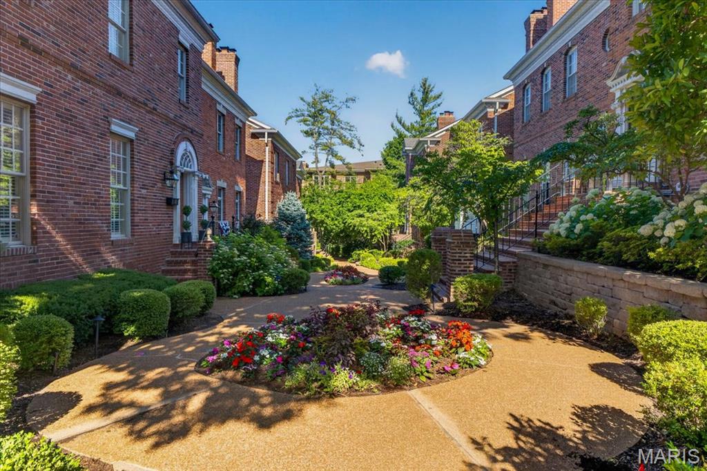 312 N Brentwood Boulevard Unit: 3