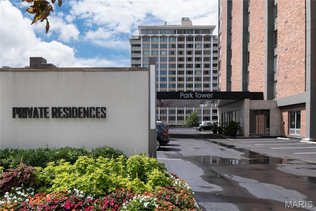 200 S Brentwood Boulevard Unit: 13F