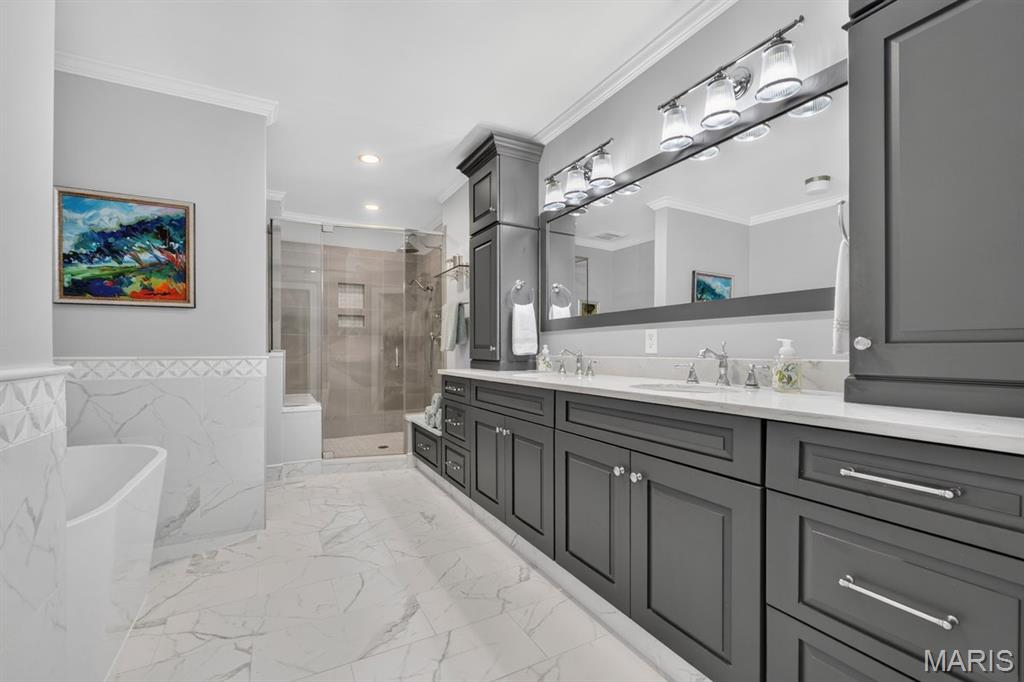 1688 Frontenac Woods Lane