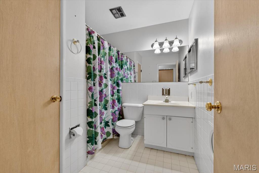9341 Tea Rose Lane