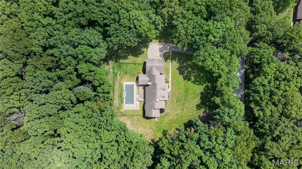 2 Woodridge Drive