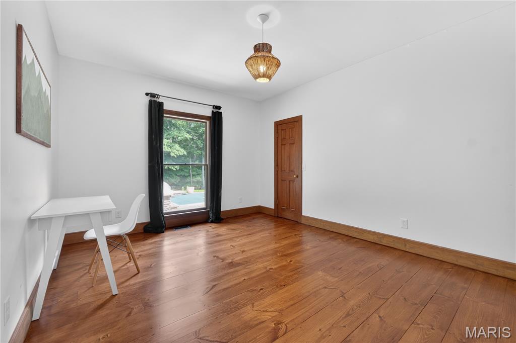 2 Woodridge Drive