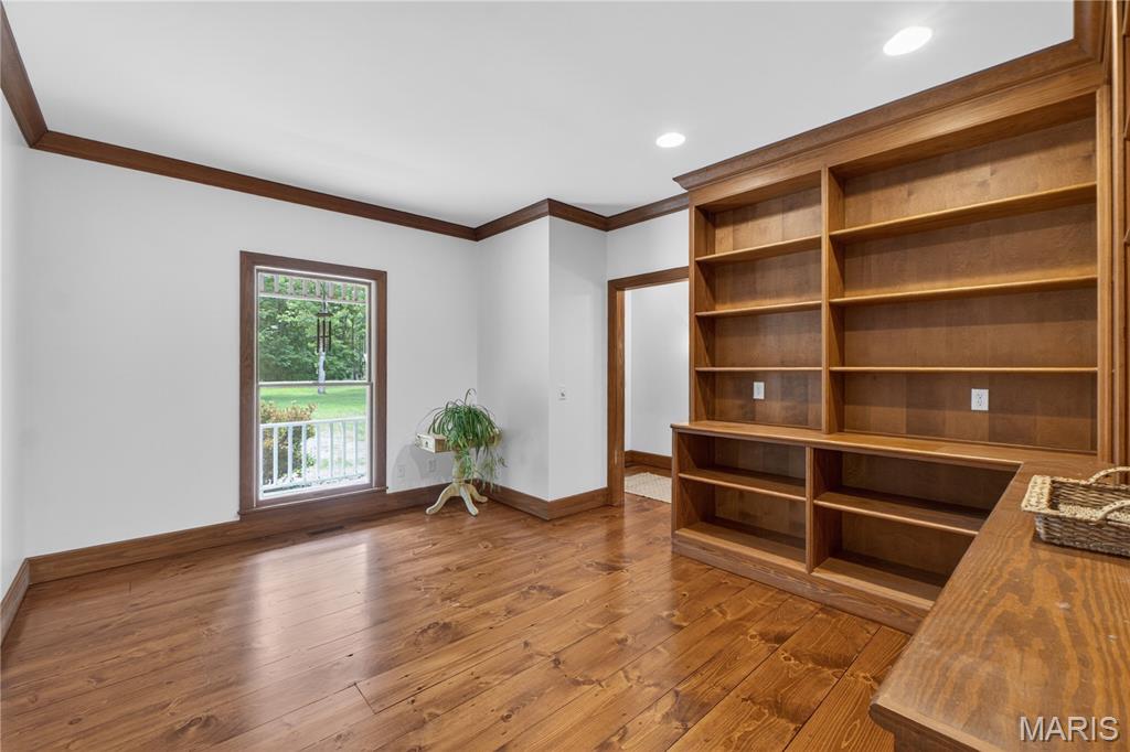 2 Woodridge Drive