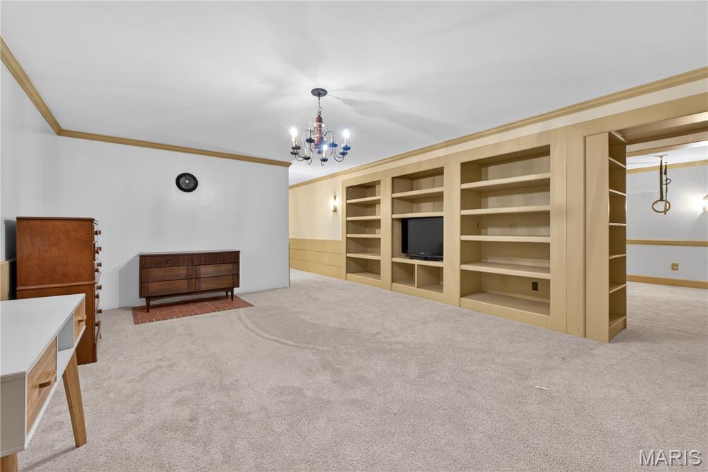 2 Woodridge Drive