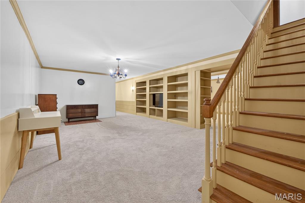 2 Woodridge Drive
